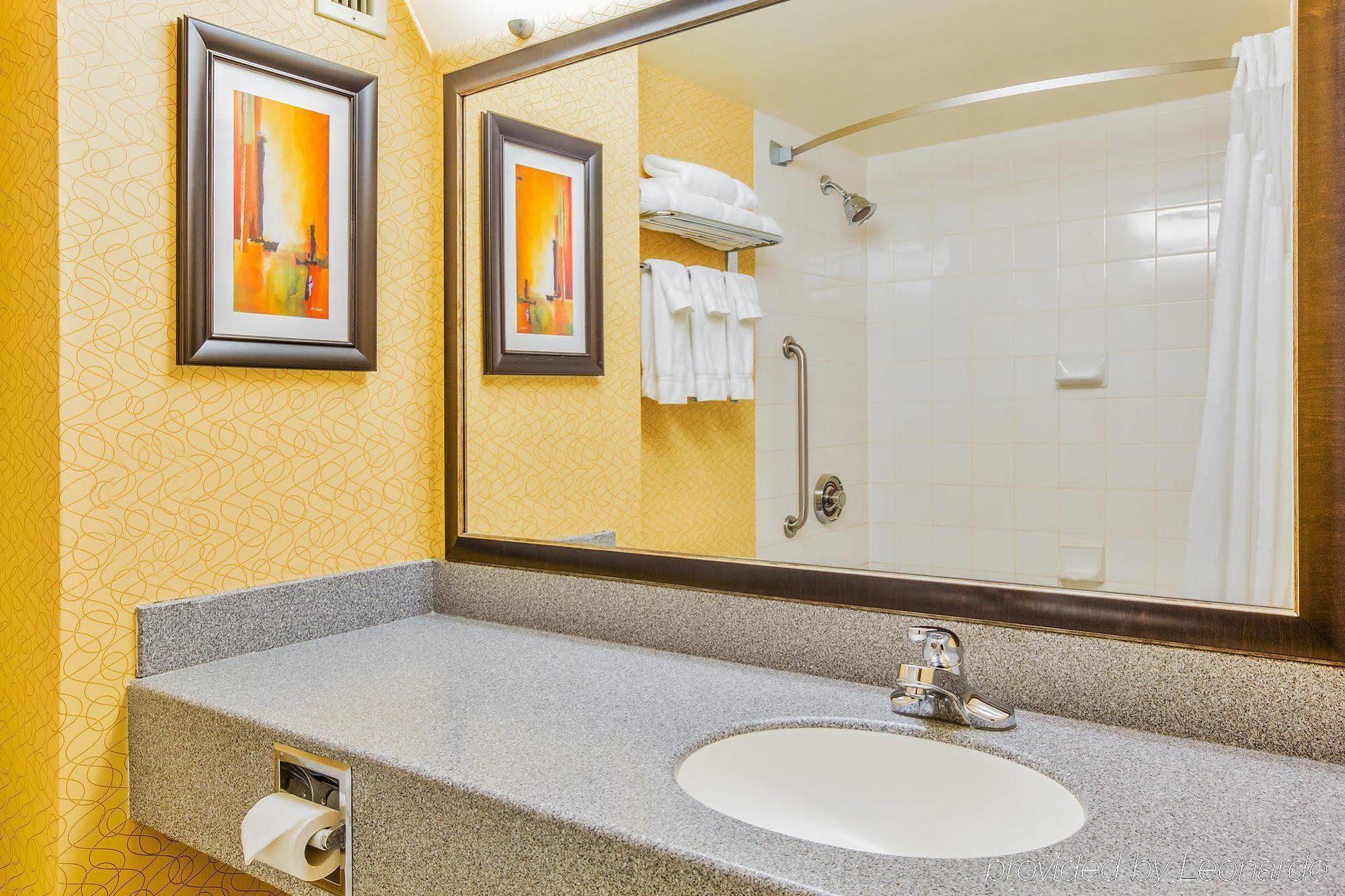 Holiday Inn Sydney - Waterfront By Ihg Esterno foto